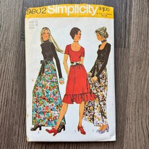 Vintage 1970s Simplicity 9602 Sewing Pattern Womens Sz S Evening Dress COMPLETE